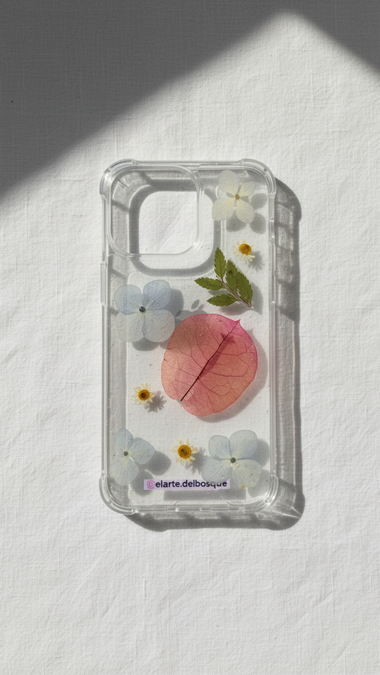 Case iPhone 15 Pro Max · Rosa y manzanillas